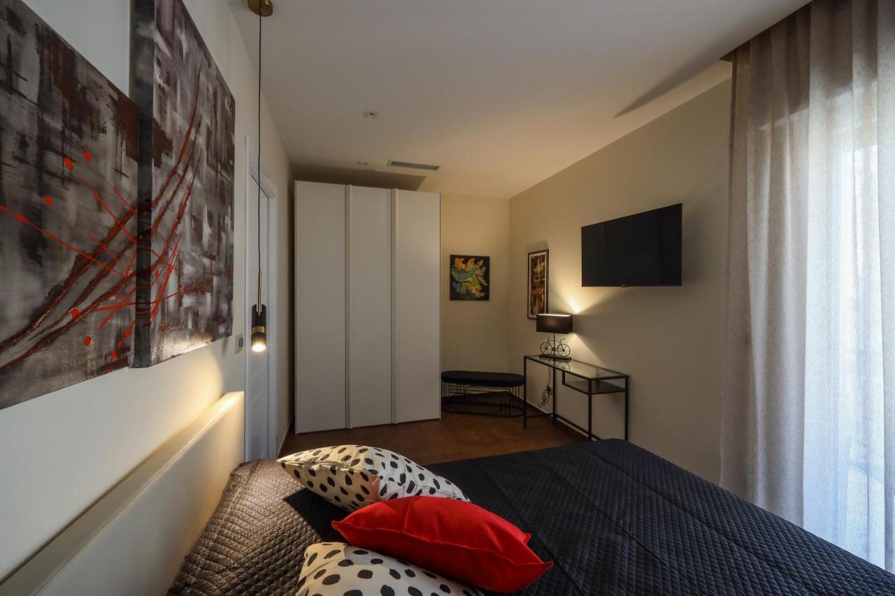 Visconti 46 Central Apartments Bari Extérieur photo