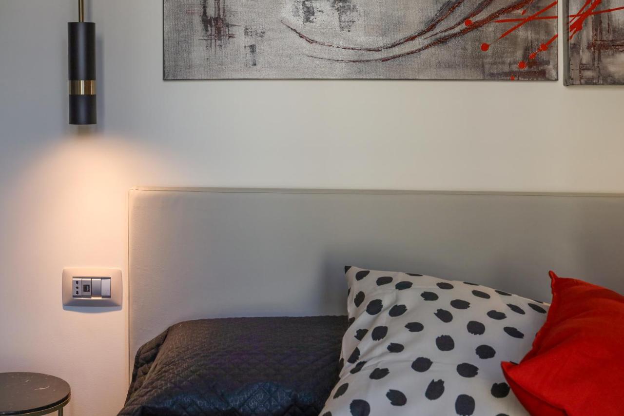 Visconti 46 Central Apartments Bari Extérieur photo