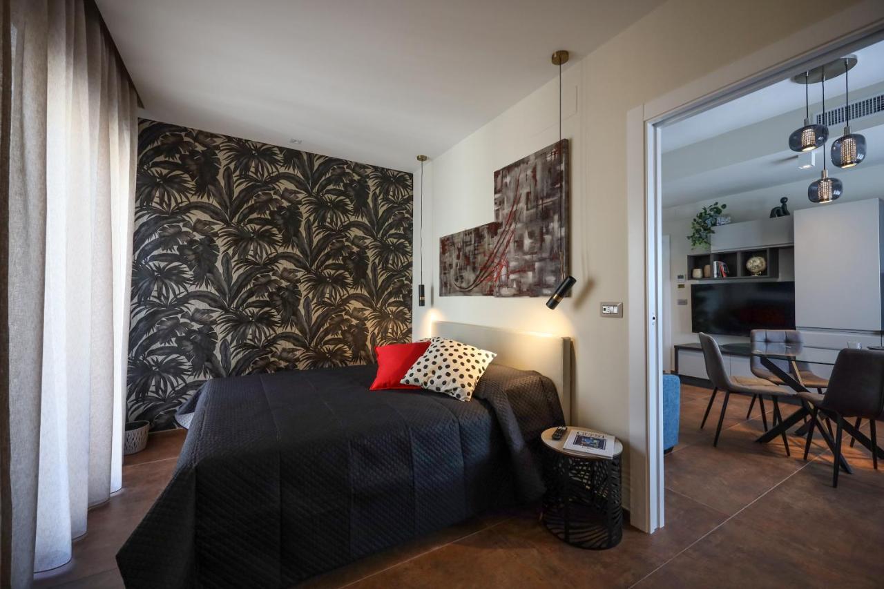 Visconti 46 Central Apartments Bari Extérieur photo