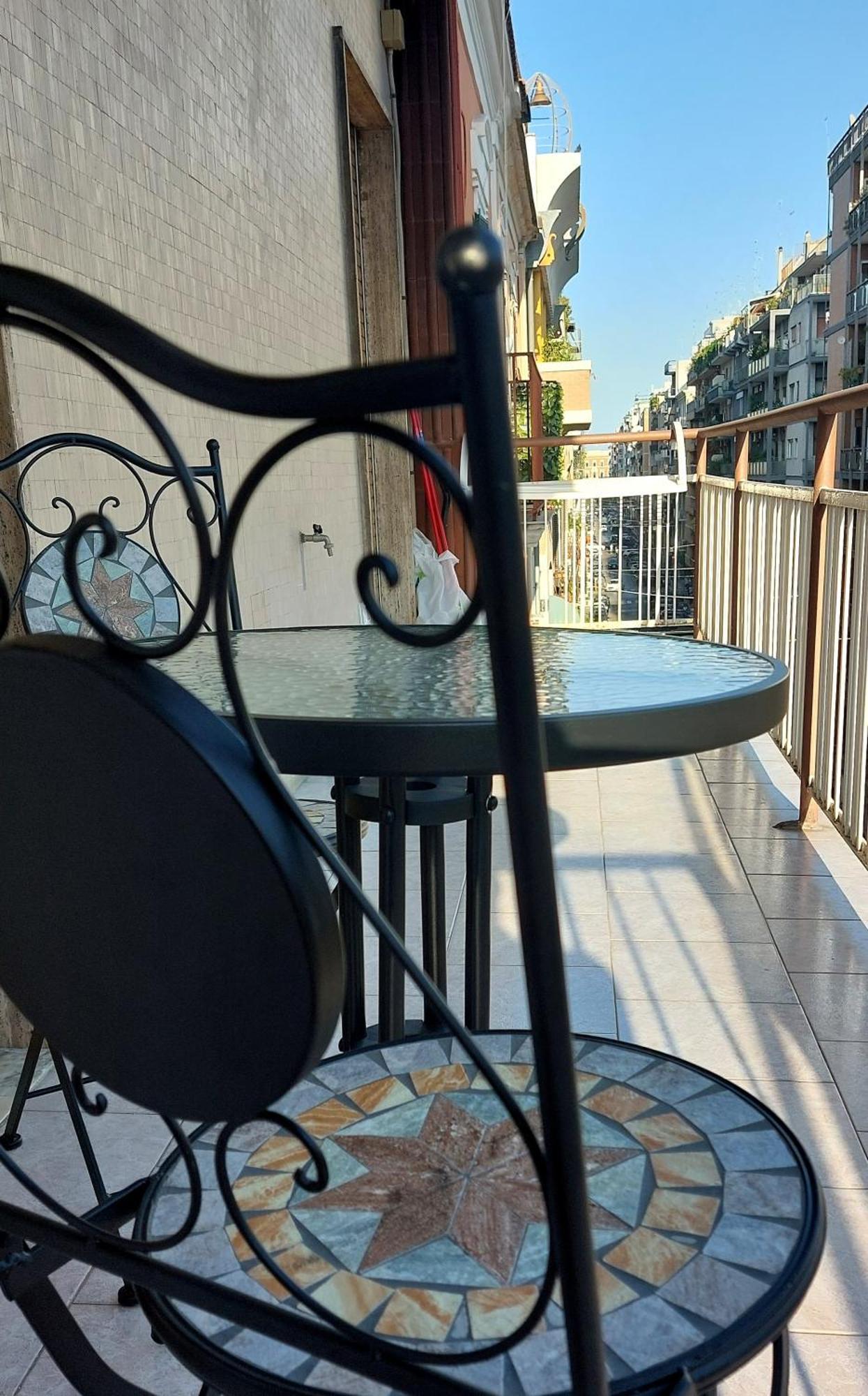 Visconti 46 Central Apartments Bari Extérieur photo